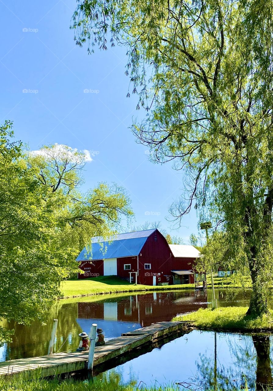 Red barn 