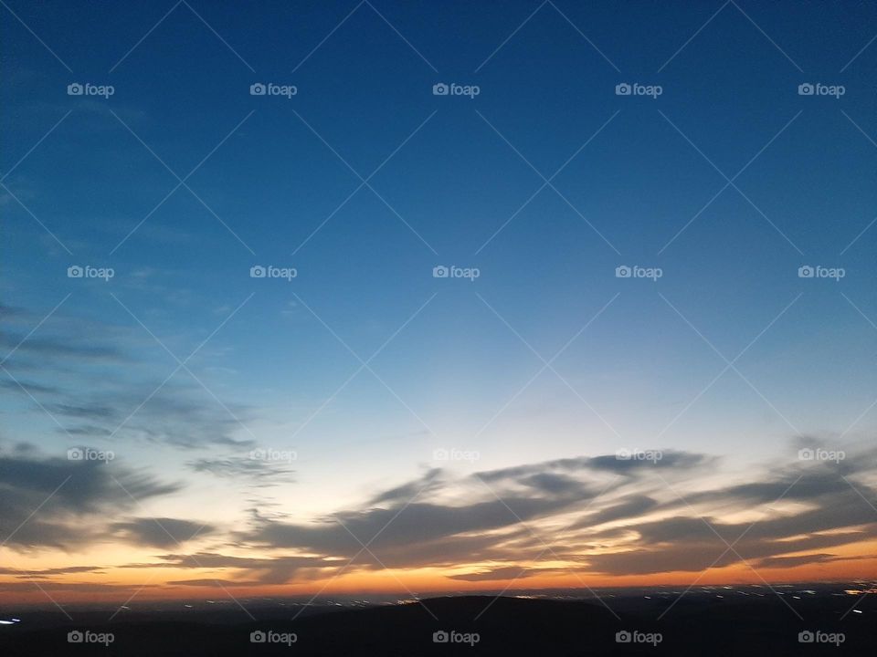 Please, I want you to support me, I need your help, I am poor, I need dollars, please