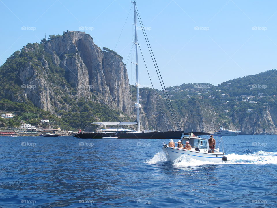 Crying and yachting at Capri 