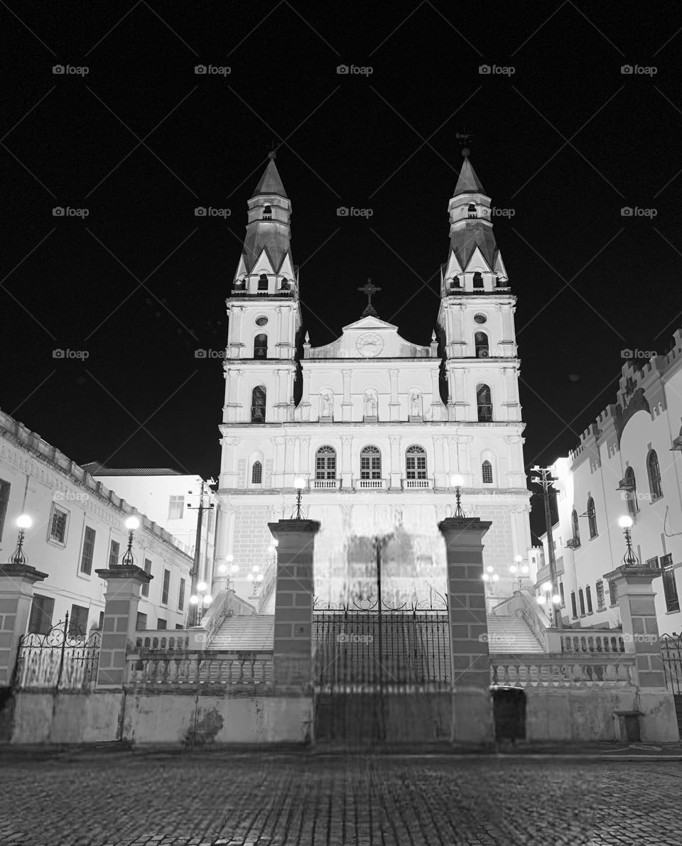 A imponente Igreja da cidade