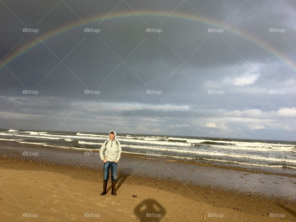 Trying to capture a huge rainbow at the coast ... I just couldn’t get it all in 😂