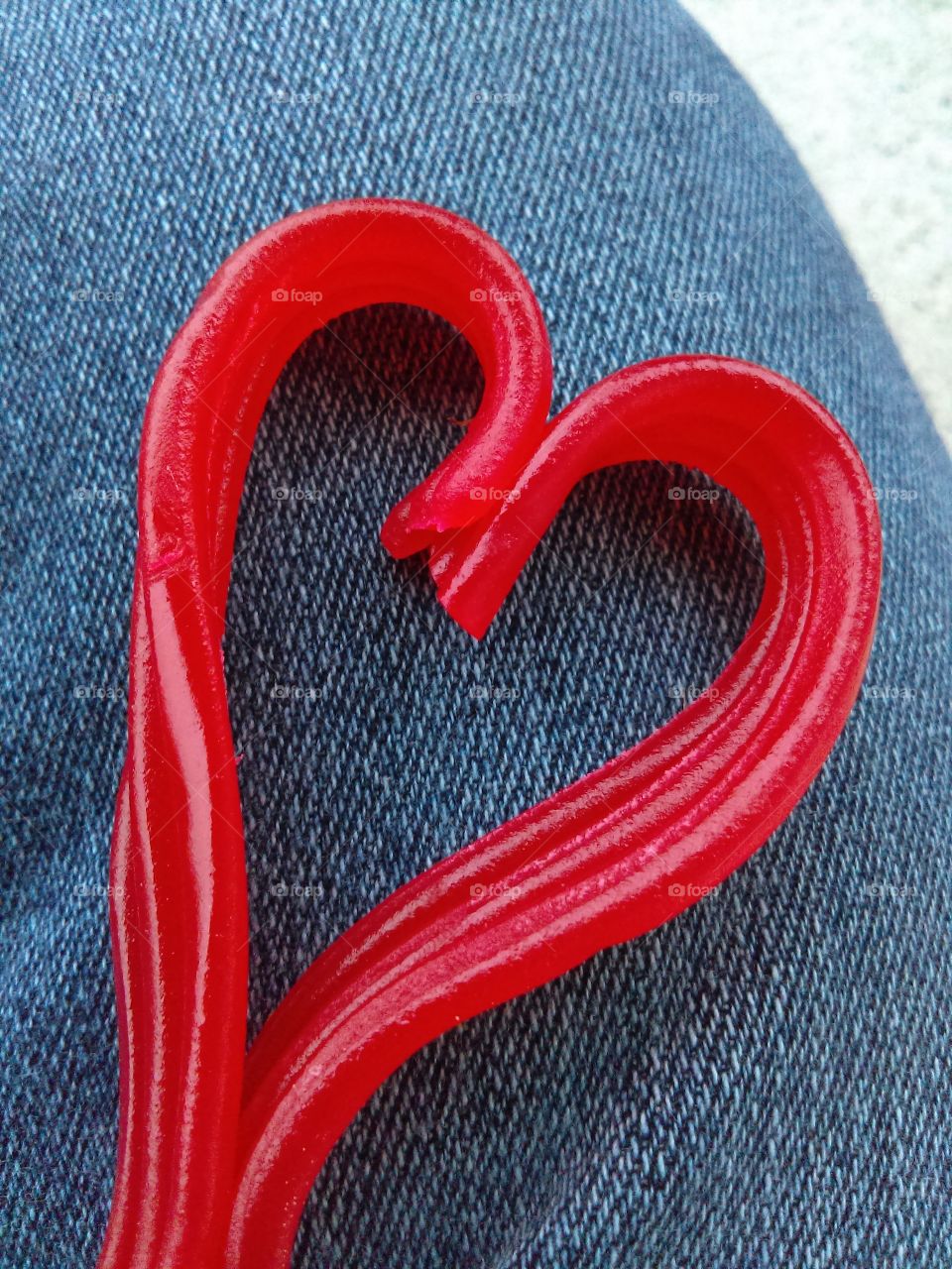 Twizzler Heart
