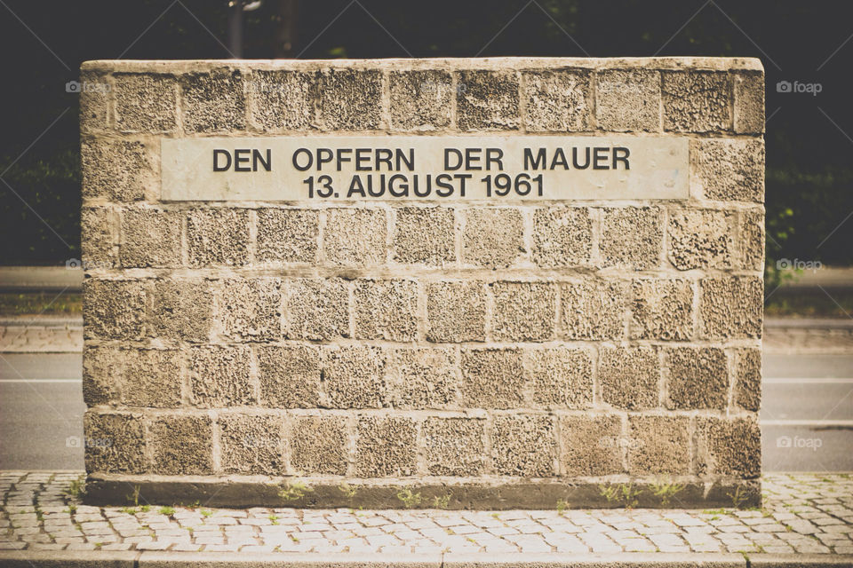 wall berlin germany brick by egnell