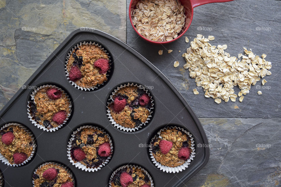 Baking breakfast muffins with oats and fruit