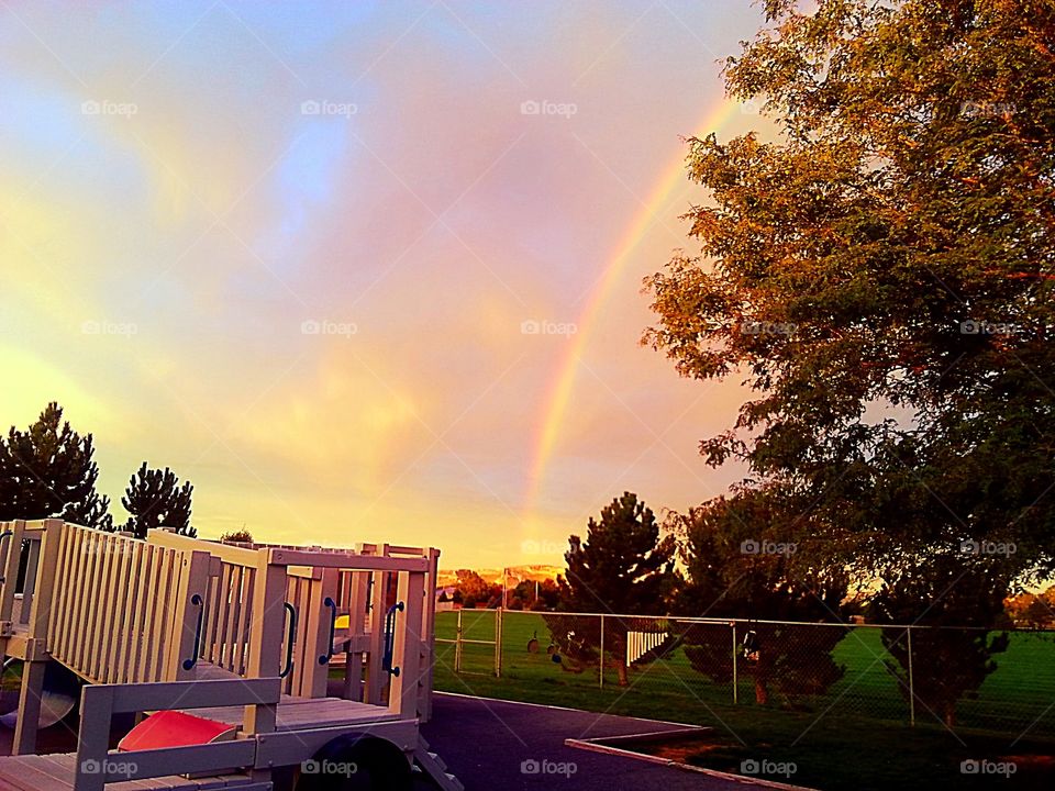 Venture rainbow . Breathtaking 