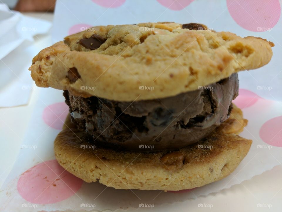 peanut butter cookie with chocolate hazelnut ice cream need I say more.