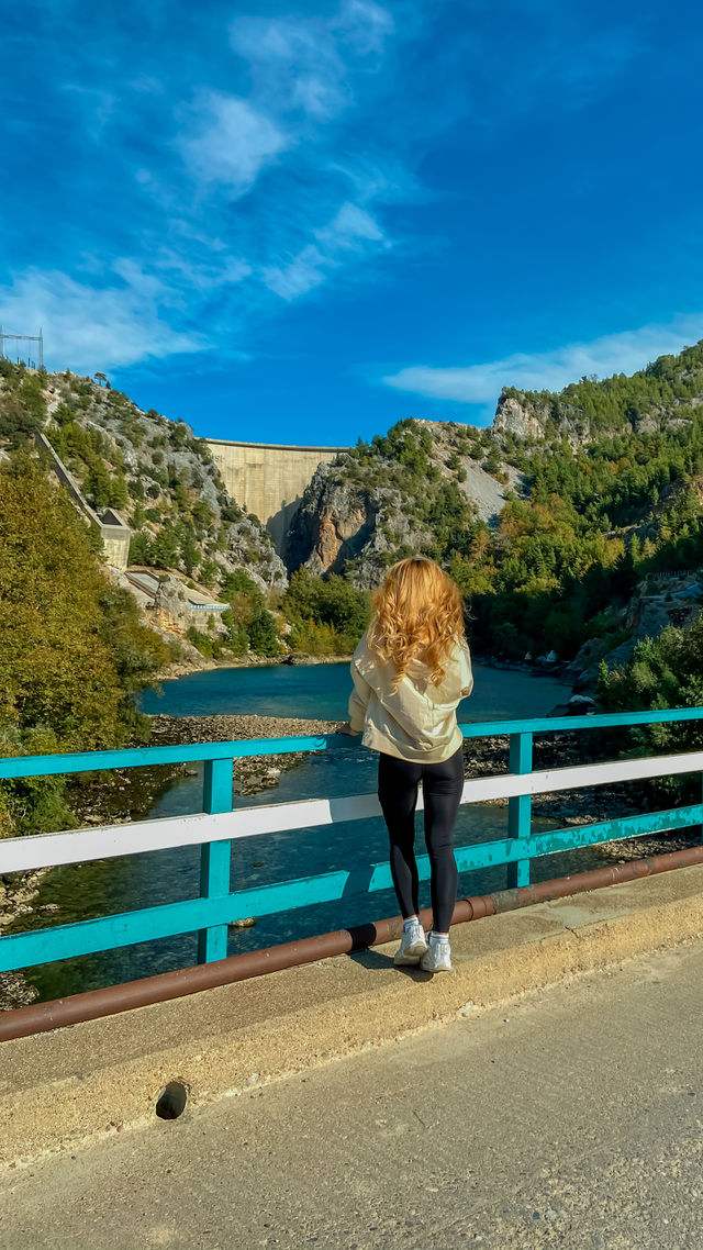 girl and beautiful mountains