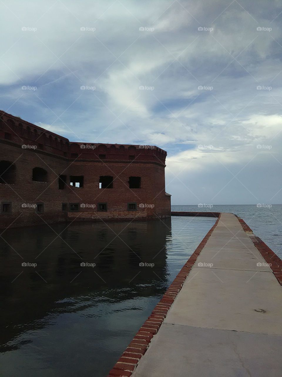 Walkway around a fort in key west