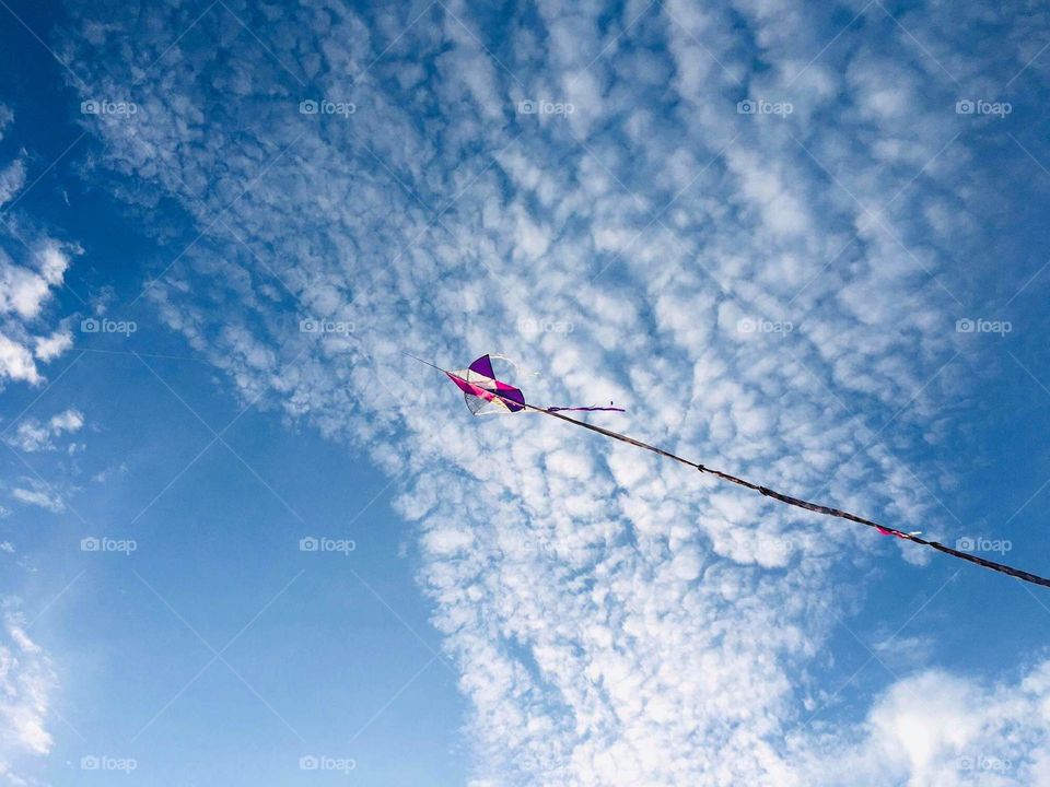 flying over the blue sky🙃😍