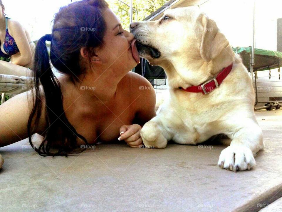 puppy love. kisses