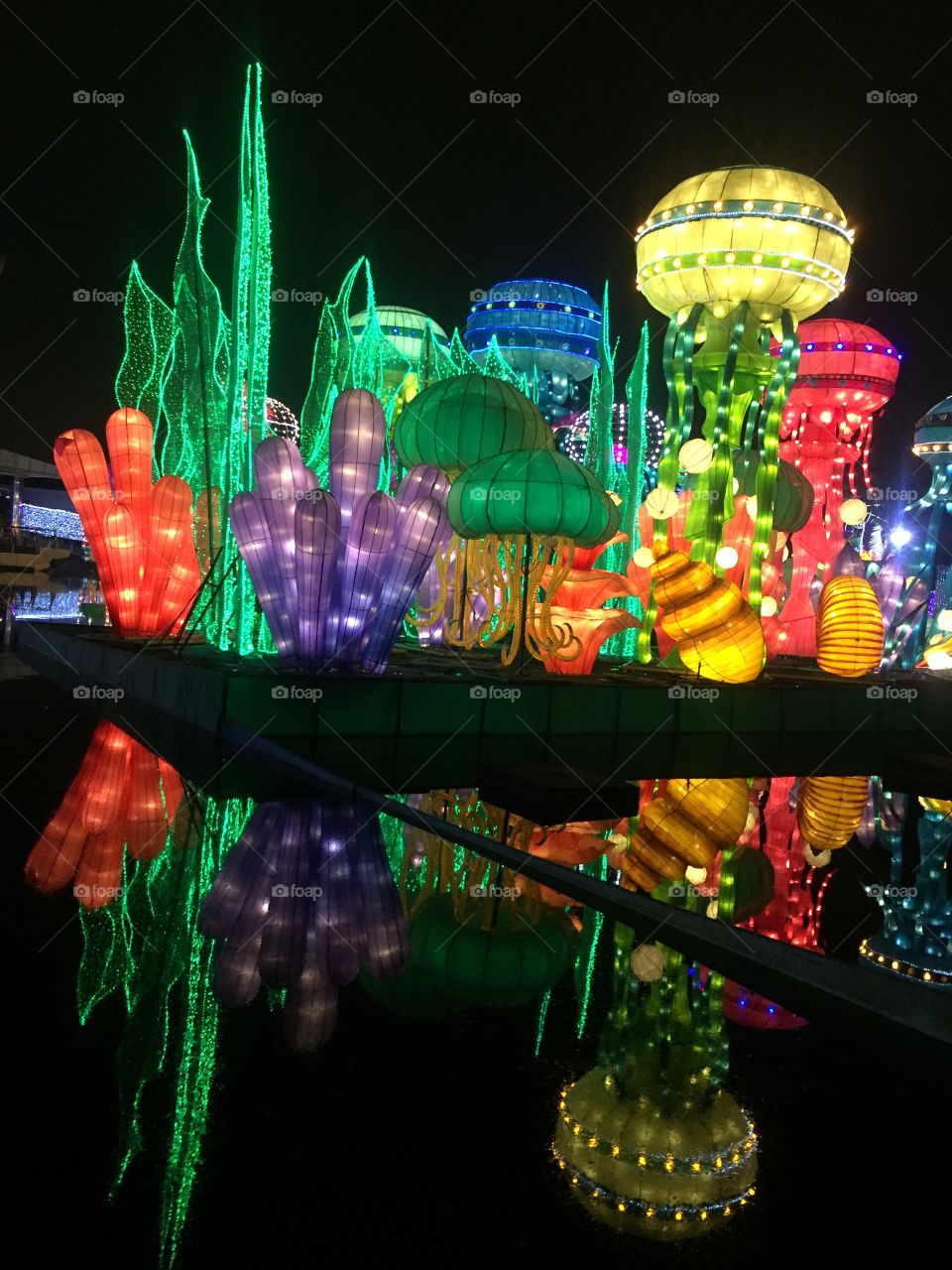 Dubai Garden Glow - Fluorescent structures