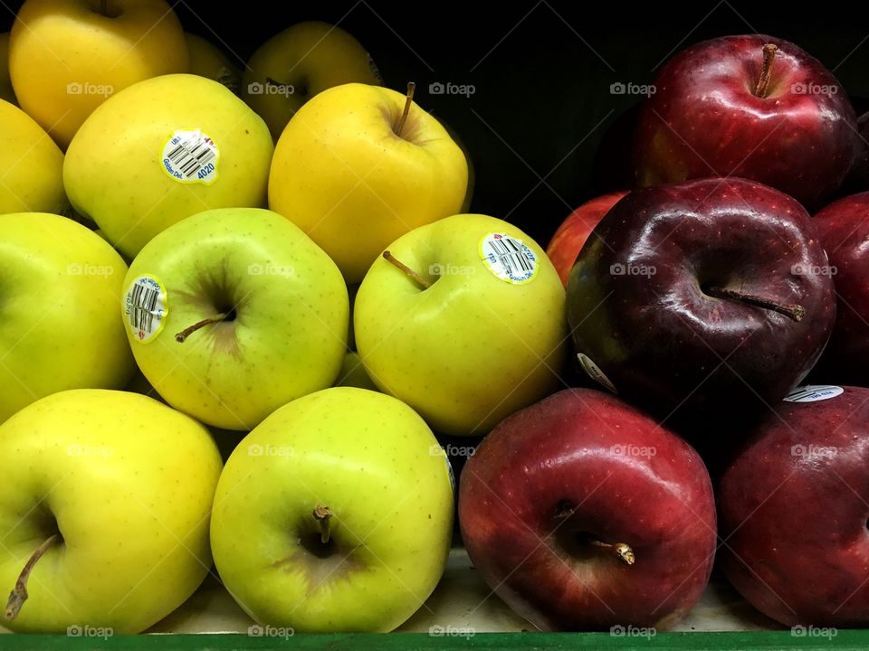 Yellow & Red Apples