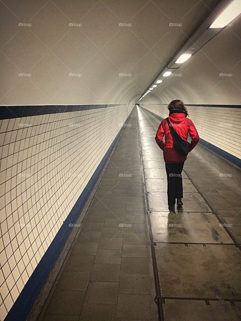 Walking to the other side of Antwerp underneath the river. 