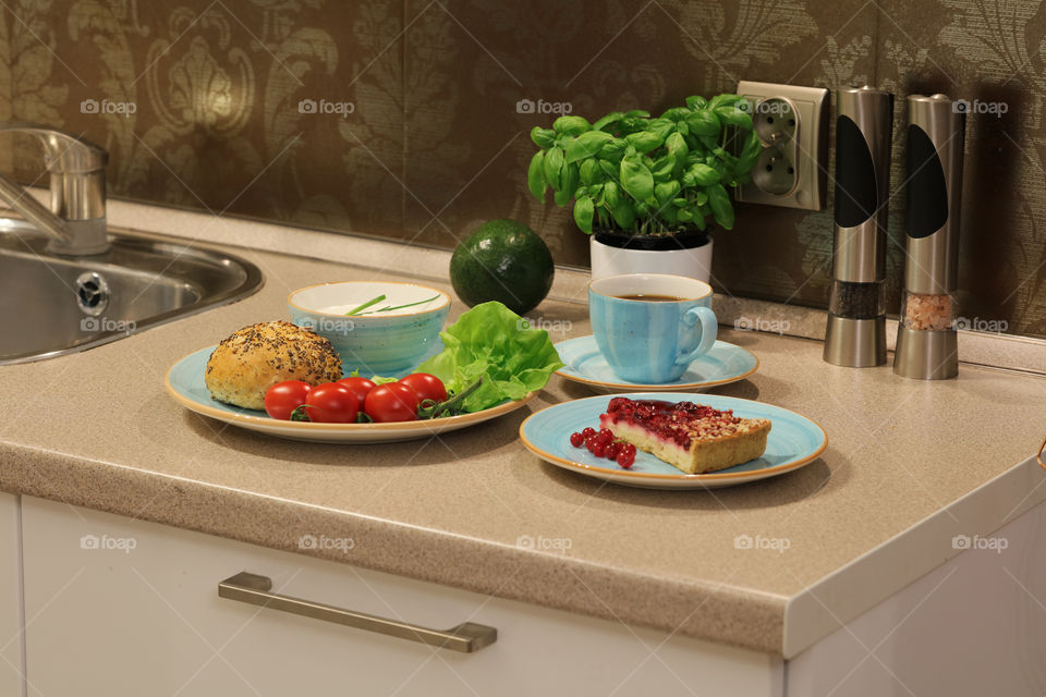 Breakfast with family