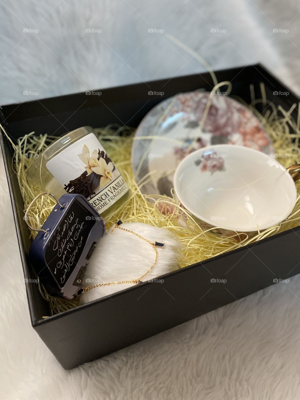 A simple gift from my coordination for my friend traveling to her beloved country Palestine