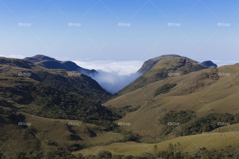 I prefer mountain holidays.