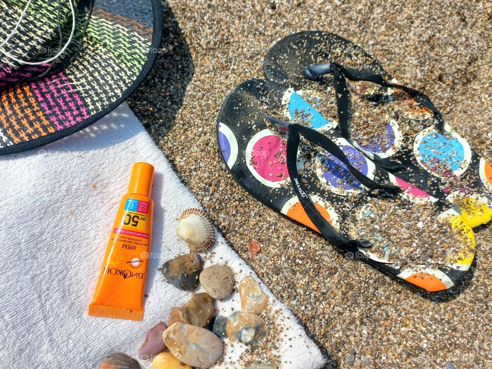 necessary things for a seaside holiday.
