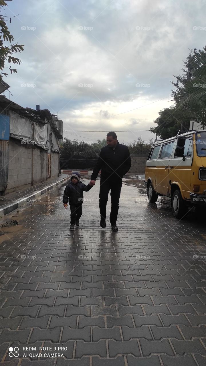 An image that carries many meanings of love, loyalty and sincerity