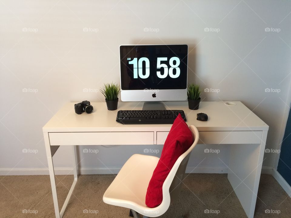 iMac Desk Setup Modern White