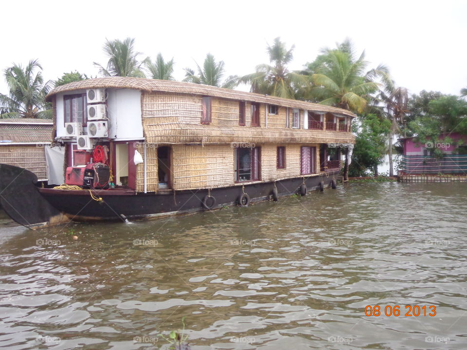 boat house alappuzha