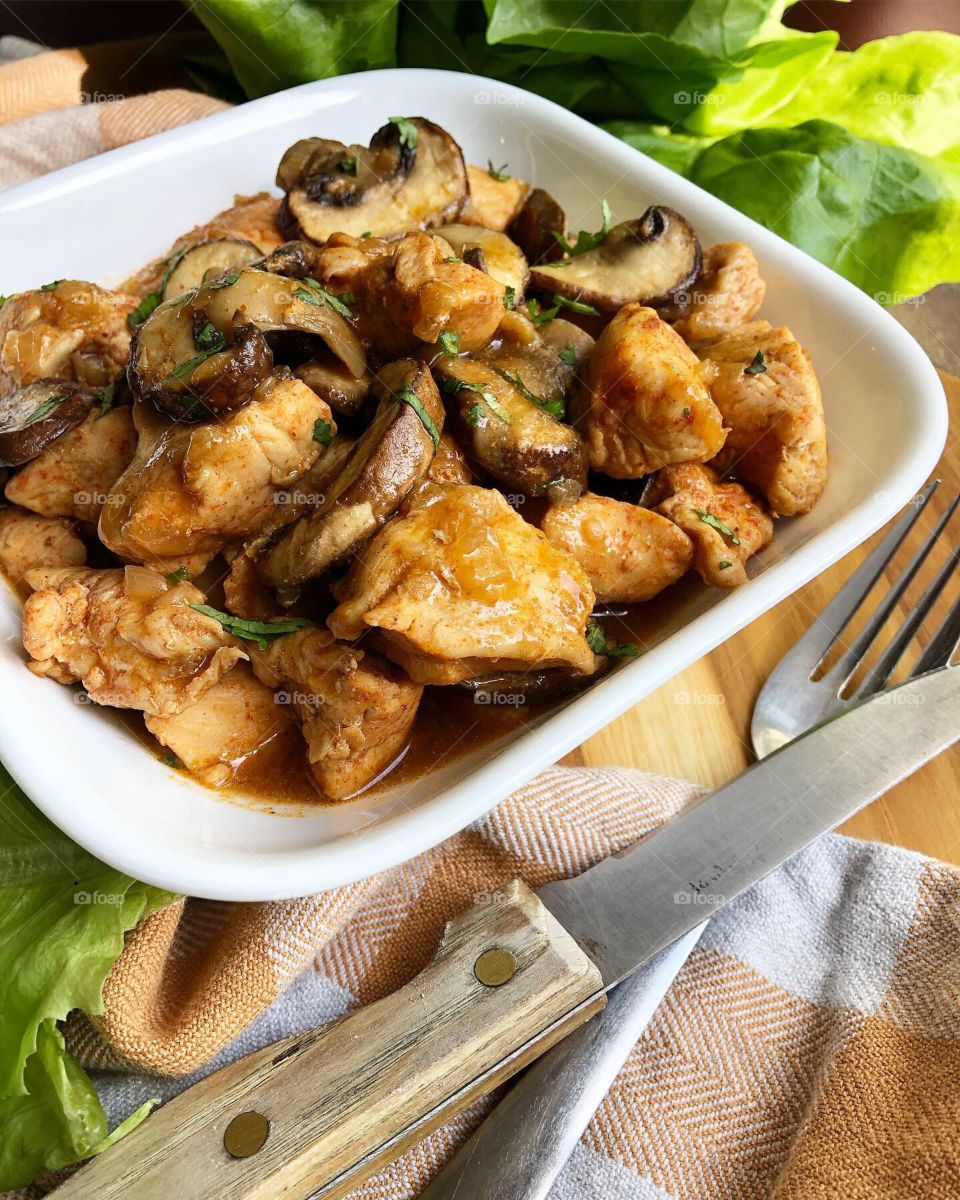 Spicy chicken and mushroom sauté. Low fat and delicious.