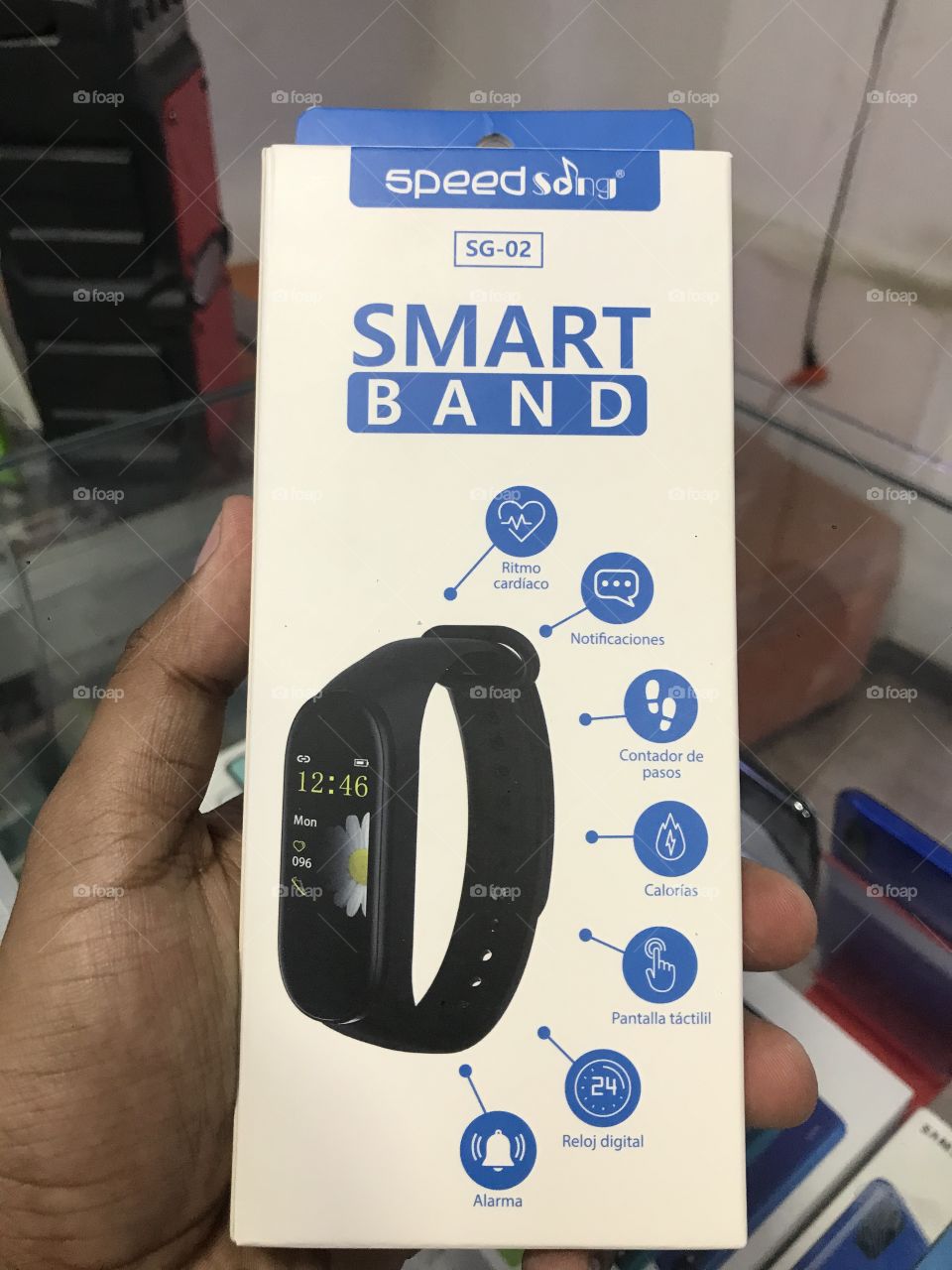 Reloj de última tecnología, para ver la hora y ver tu alcance de ejercicio y con más cosas buenas.