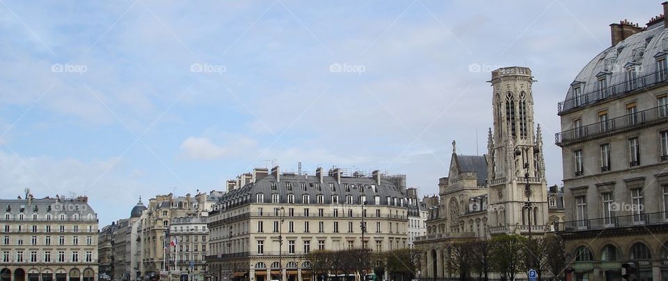 Some buildings in Paris :)