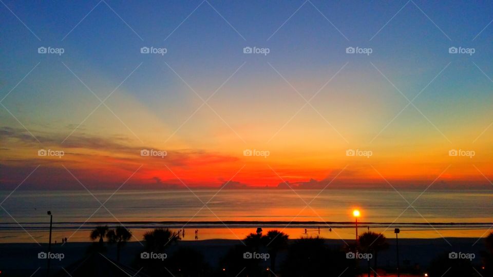 Bright Day. taken in Daytona Beach, Florida at sunrise. Samsung note 3 phone.