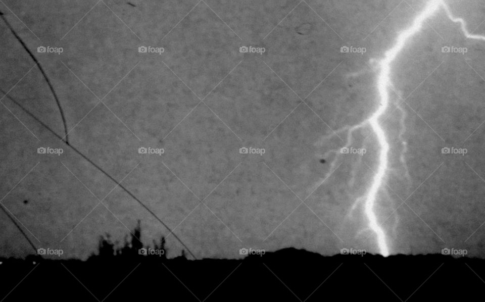 :-) how difficult to get this lightning ön My camera Even though I 'cheated" and used video and then captured The image from there