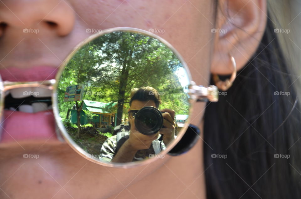 creativity
goggle
reflection 
photography
man
idea