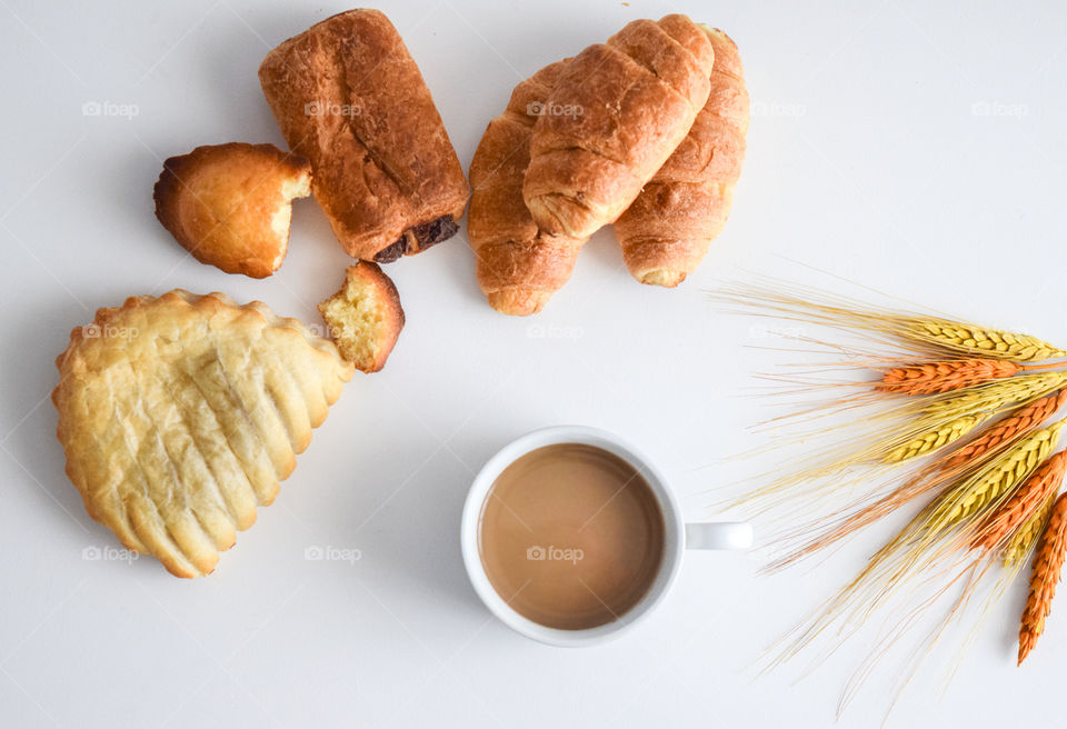 The best breakfast with croissants 