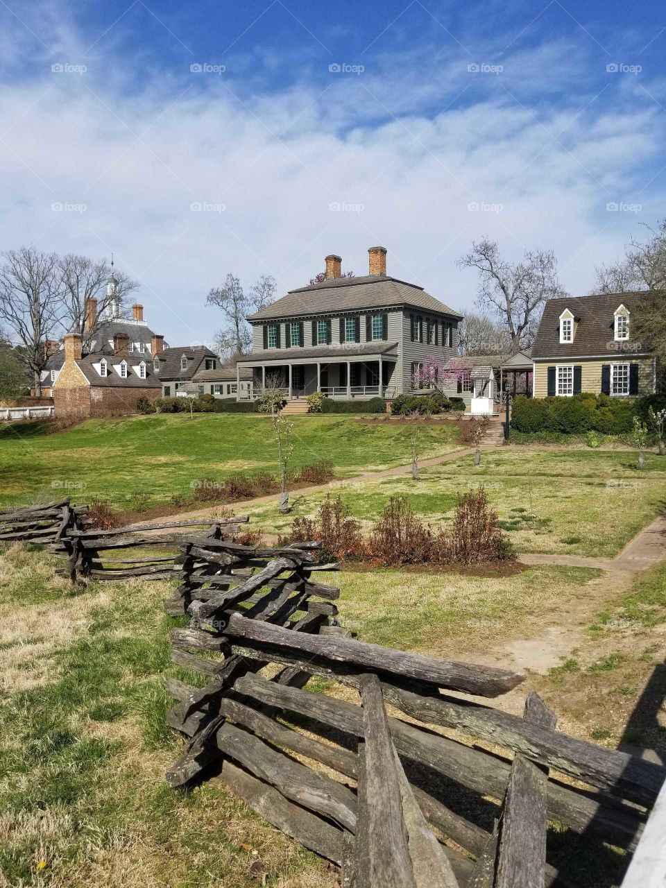 Williamsburg House colonial style