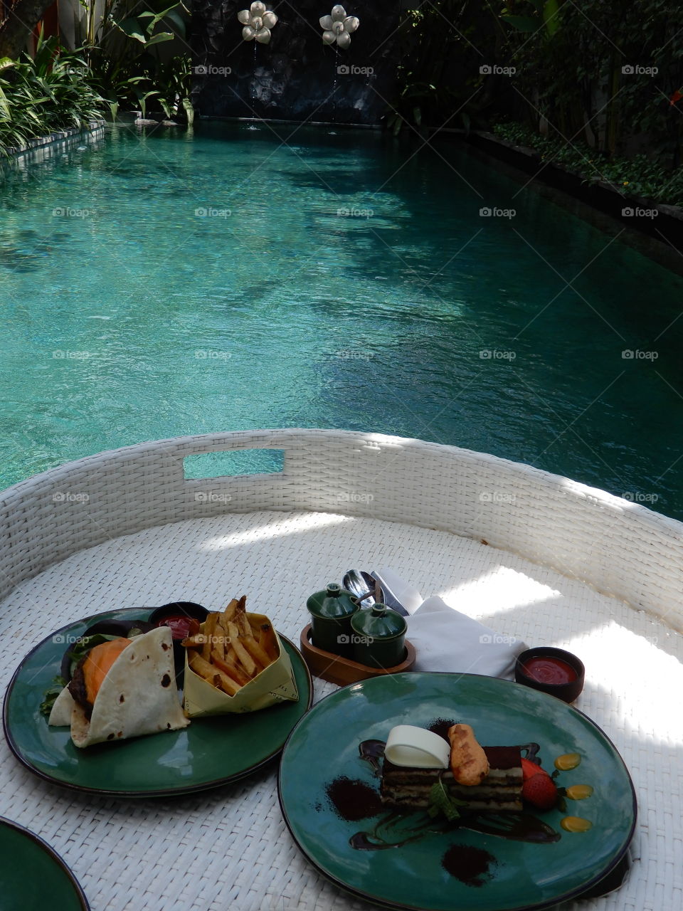 Today do something for you. For example have a delicious floating lunch in your private pool. 
