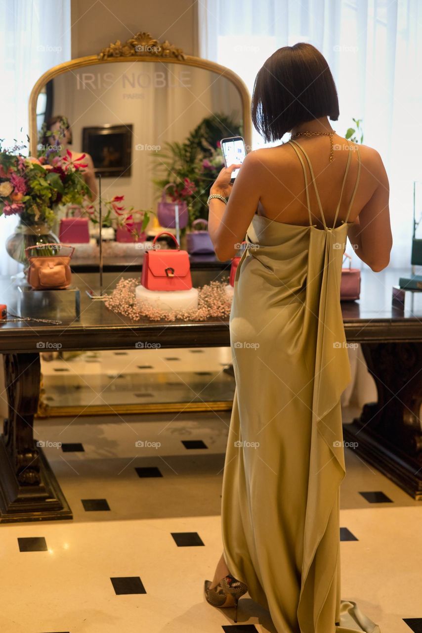 Iris Noble Campaign in #Paris