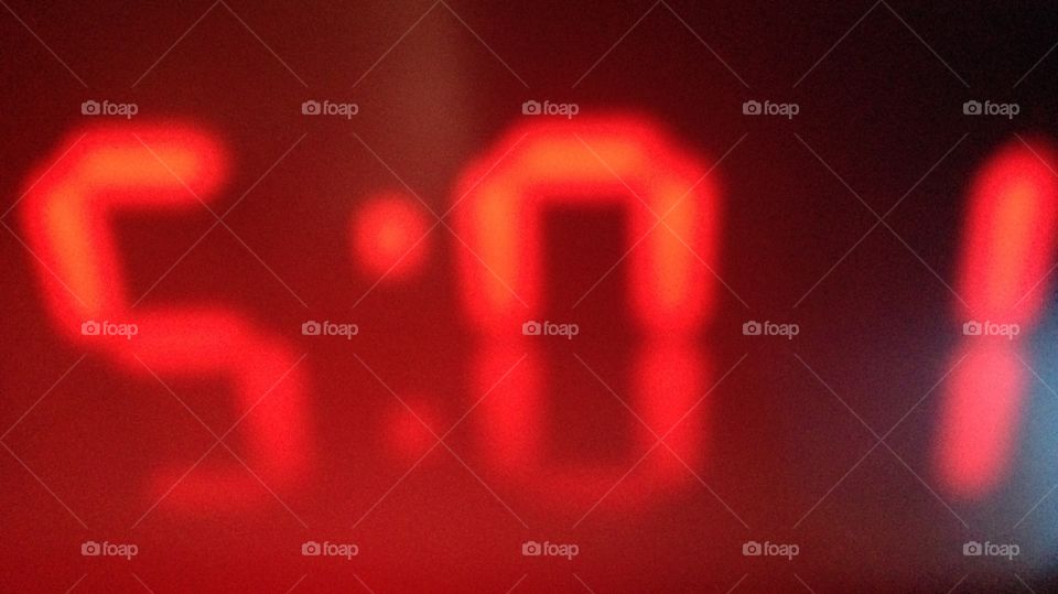 Digital clock 