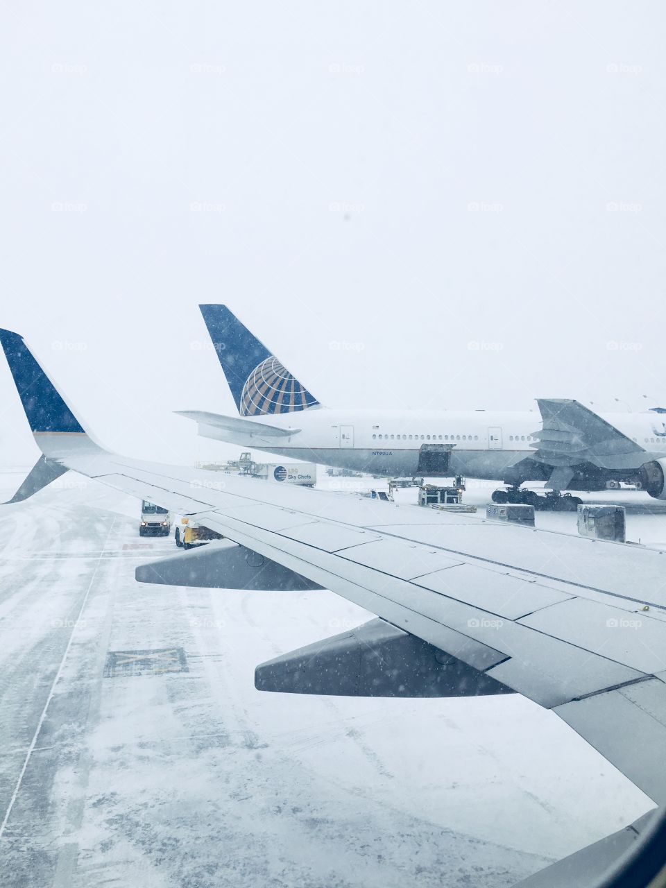 Snow in Chicago Airport 