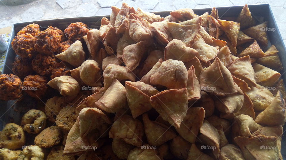 Samosas and bhaji south Chennai street food