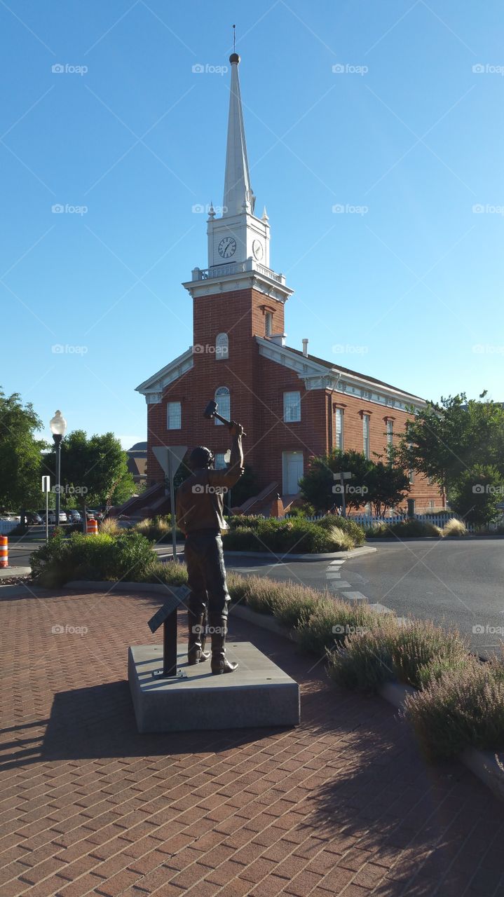 statue out side St George Mormon tabernacle St George Utah
