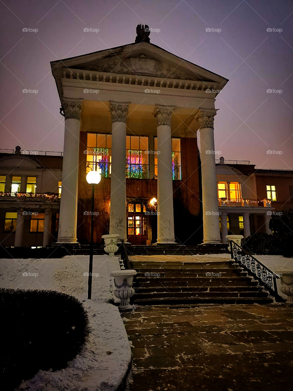 The main building of the botanical garden