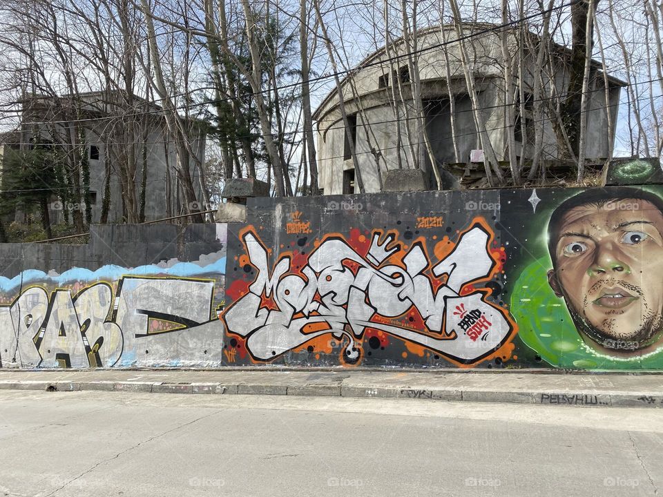 Street art and graffiti valley