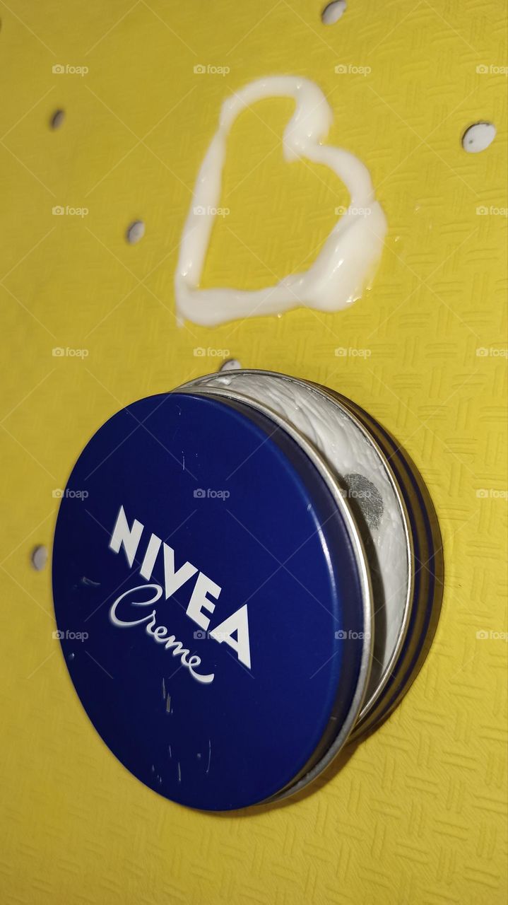 nivea cream