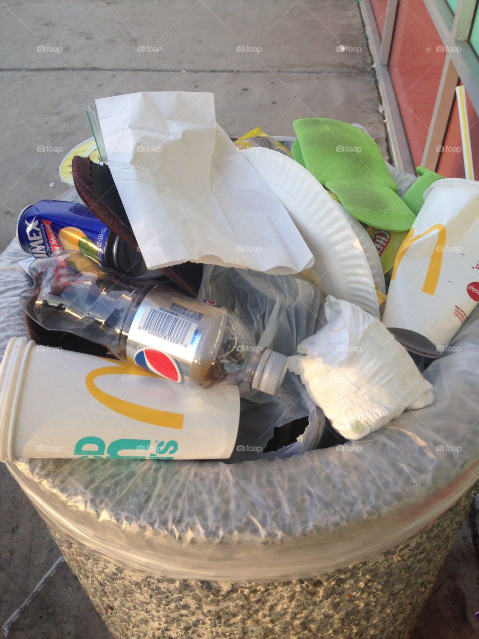 Trash Day

Published by:
HappyBrownMonkey 