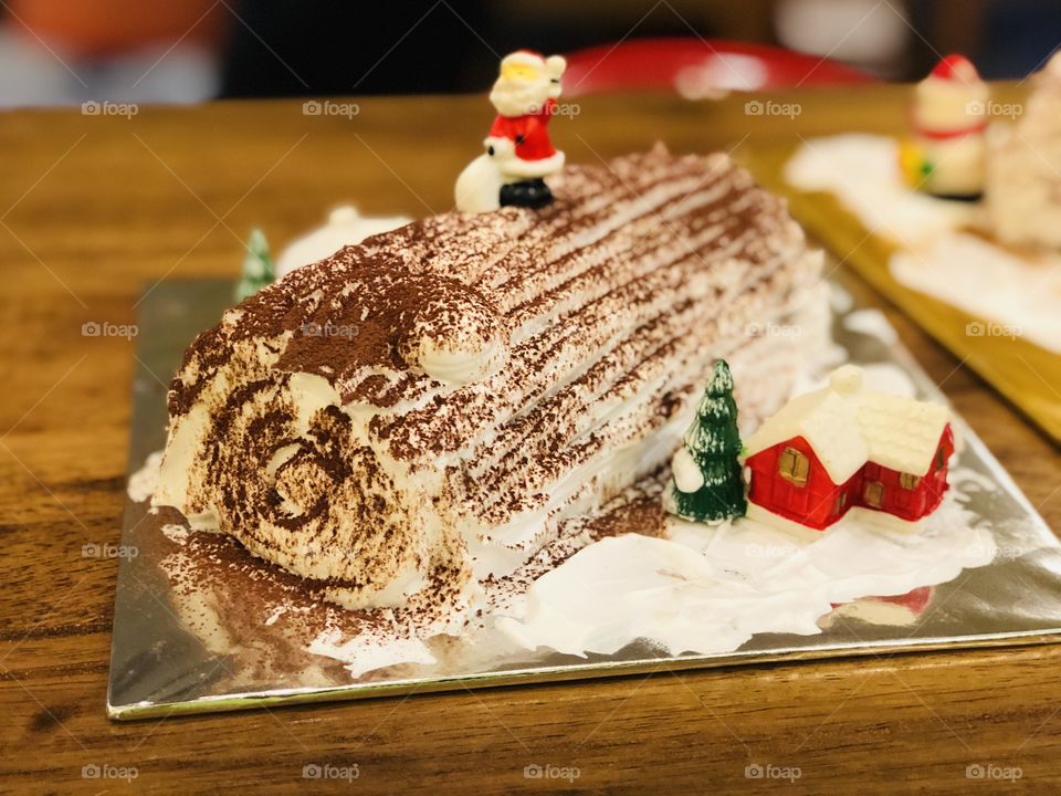 Christmas log cake 