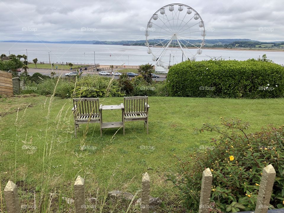 Here you have somewhere to sit, a good view of the wheel, just a shame about summer, it’s not here.