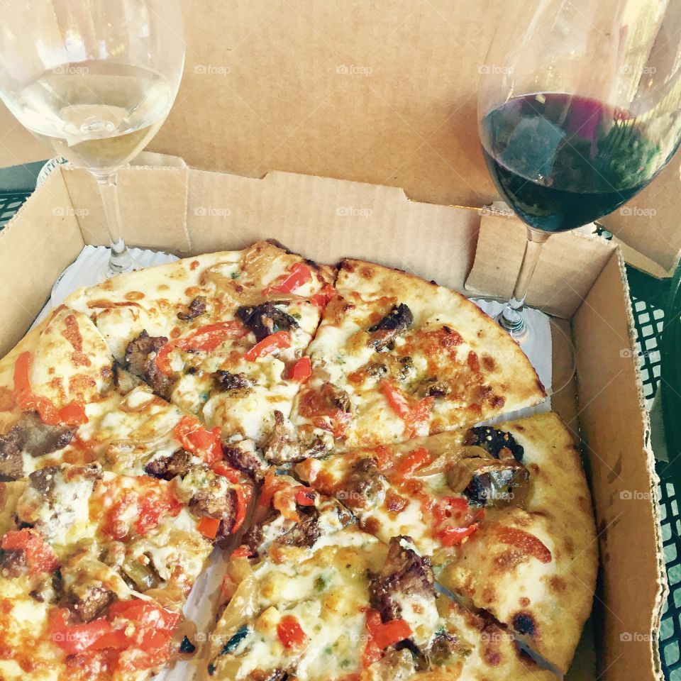 Who can resist pizza and wine for dinner?