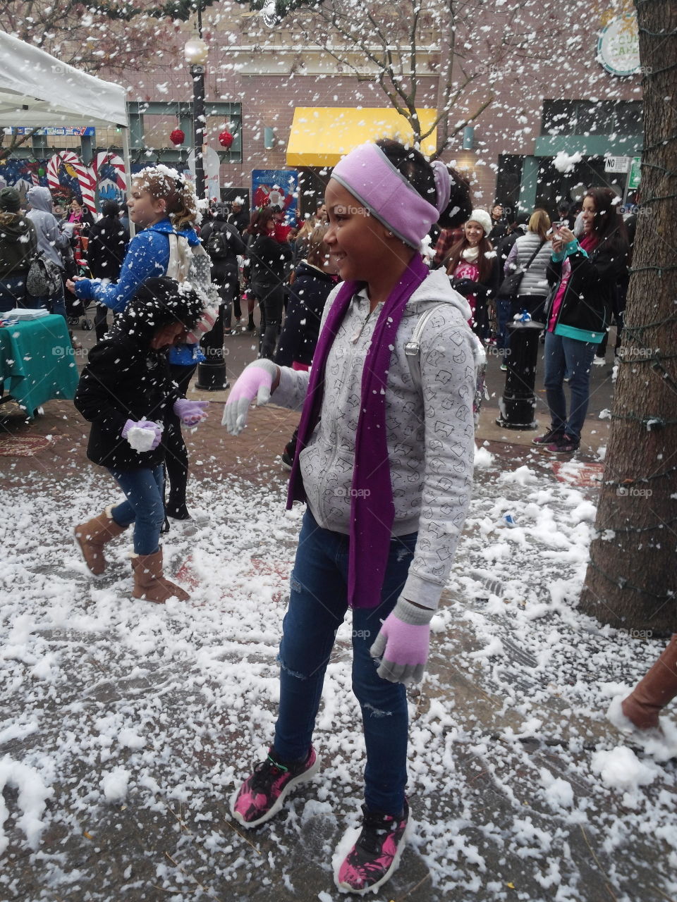 It's snowing in Modesto, California?