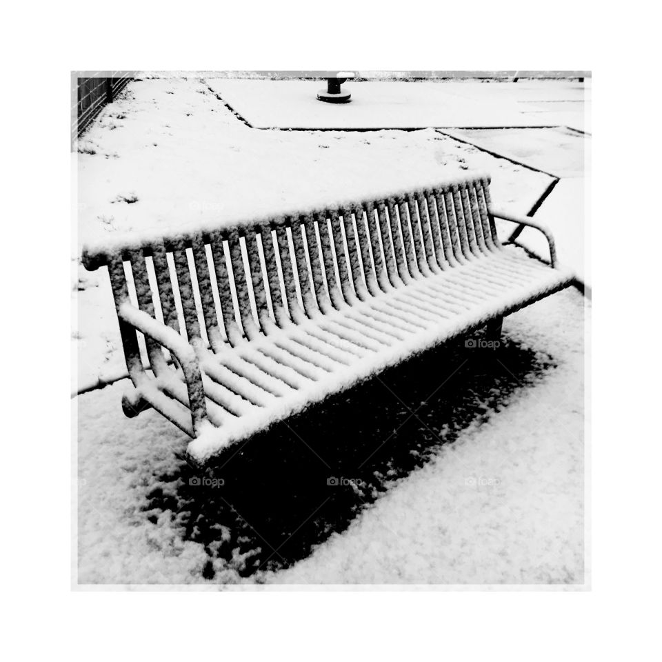 Snow bench