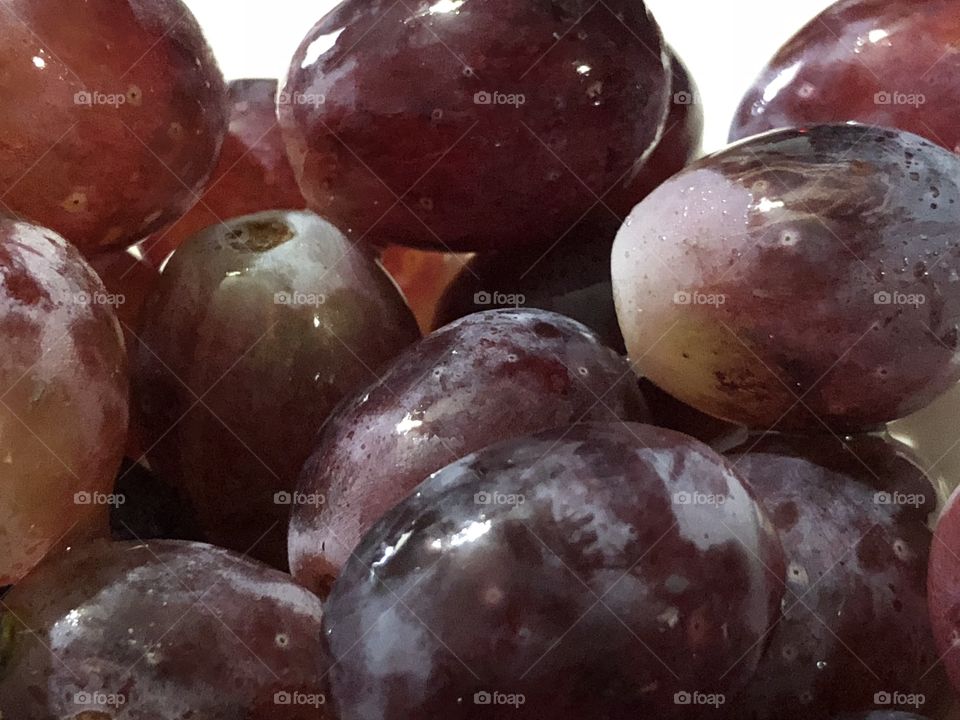 Seedless grapes