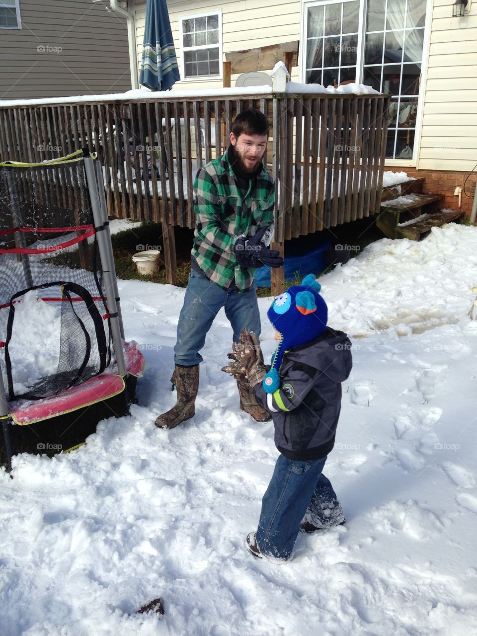 Snowball fight 