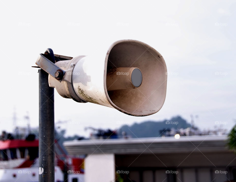 speaker outdoor